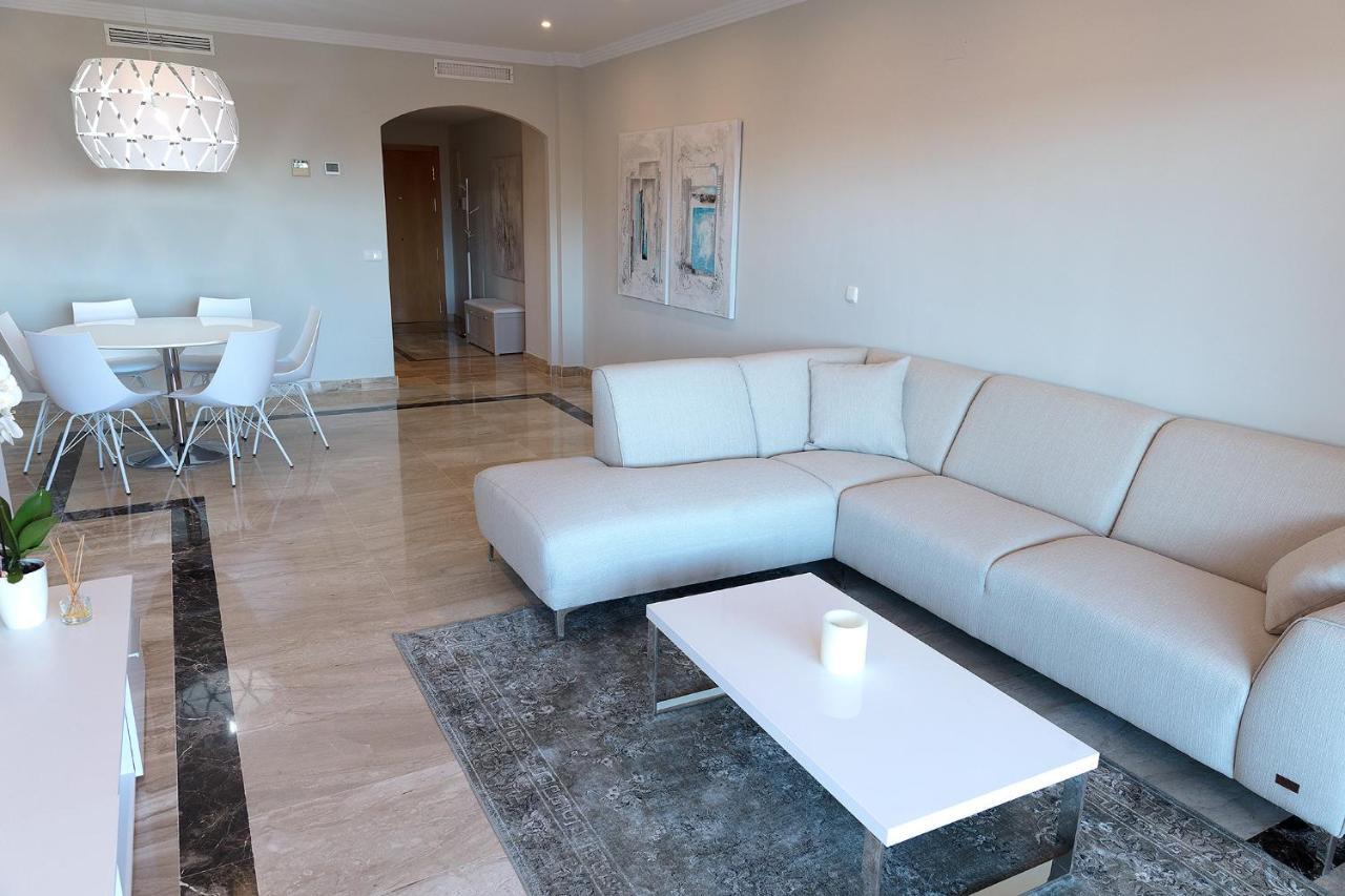 Marina Luxury Apartment Estepona Eksteriør billede