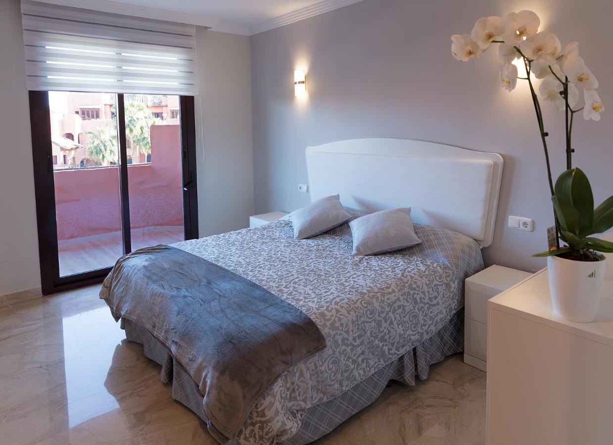 Marina Luxury Apartment Estepona Eksteriør billede
