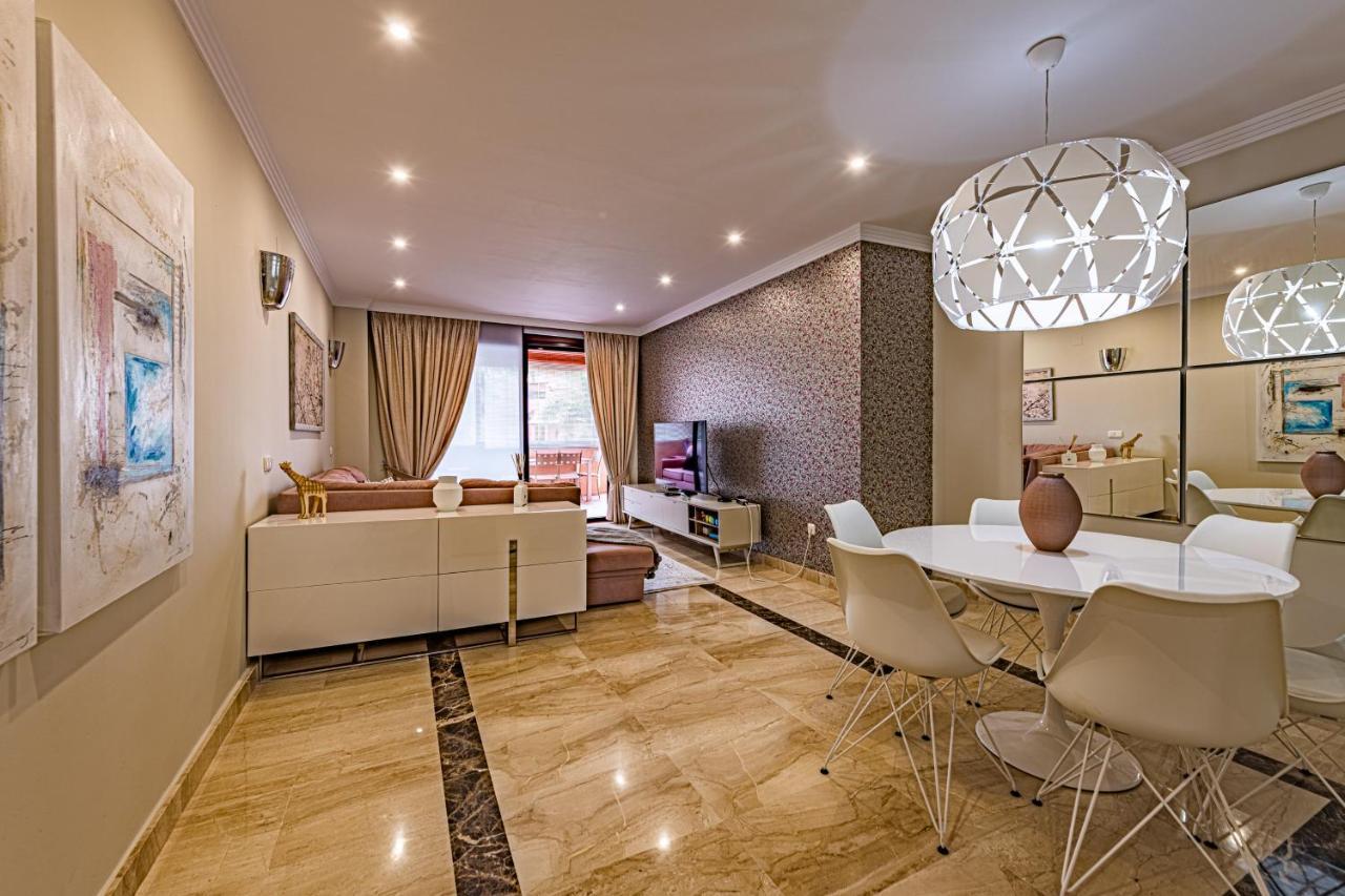 Marina Luxury Apartment Estepona Eksteriør billede