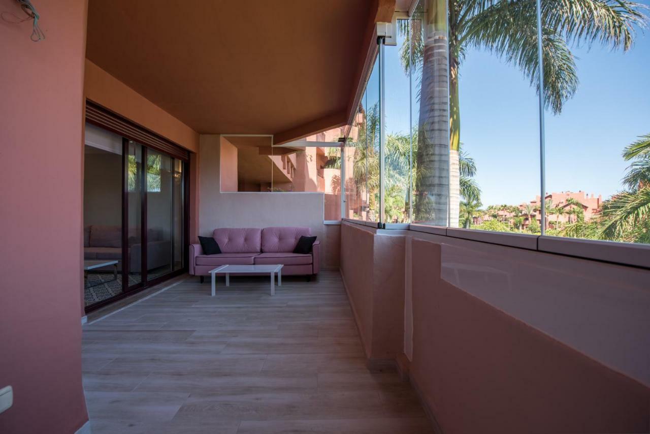 Marina Luxury Apartment Estepona Eksteriør billede
