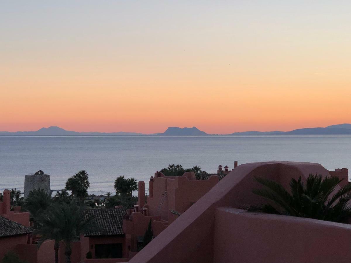 Marina Luxury Apartment Estepona Eksteriør billede